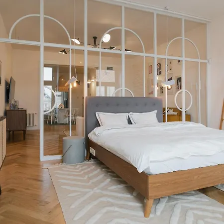 Luxury With Bathtub & Main Square View Cluj-Napoca