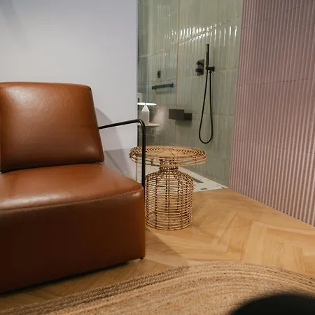 Luxury With Bathtub & Main Square View Apartment Cluj-Napoca